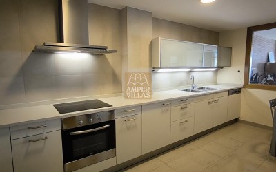 Nice and spacious apartment in the port of Altea with beautiful views.